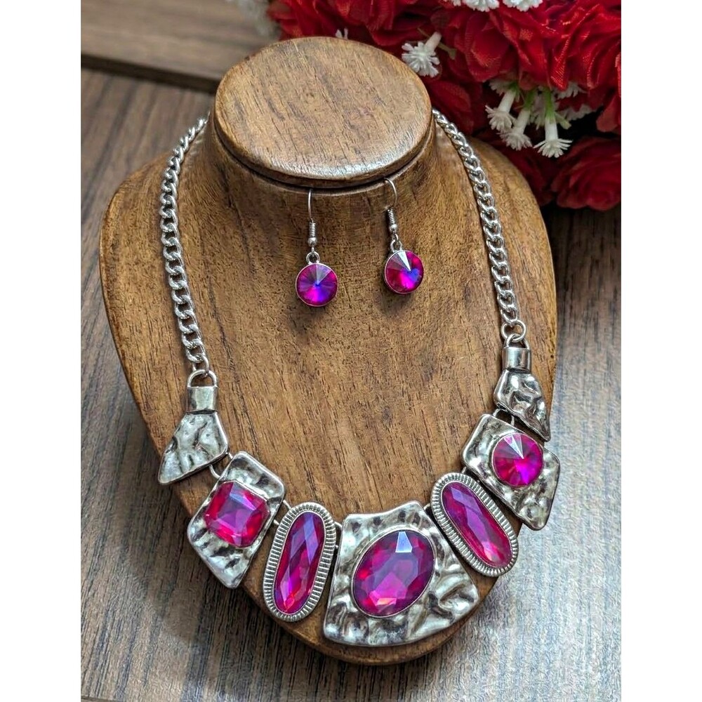 Silver Tone Pink Oval Rhinestone Necklace with Earrings Set